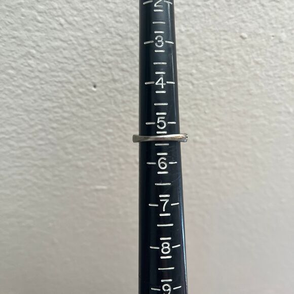 Vintage Cubic Zirconia Ring size 5 1/4 cocktail evening jewlery - Picture 4 of 10